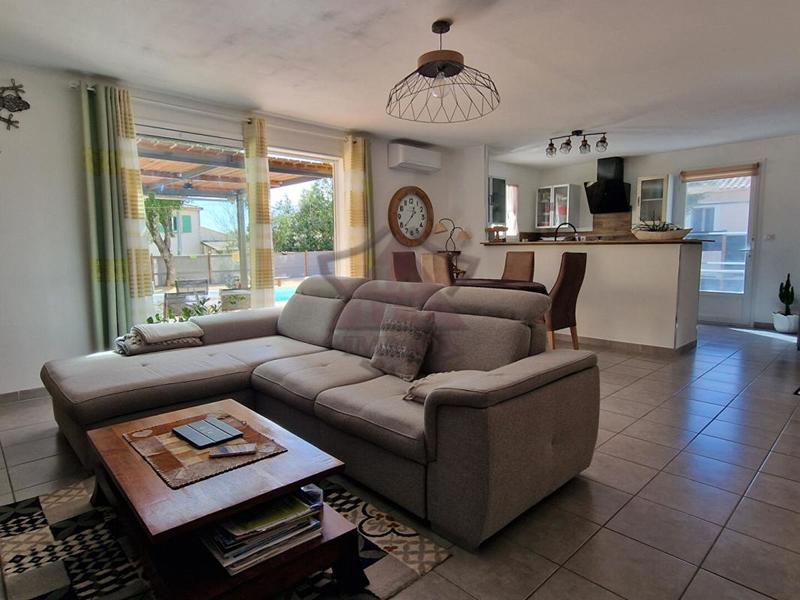 Villa - 90 m² - 4 pièces