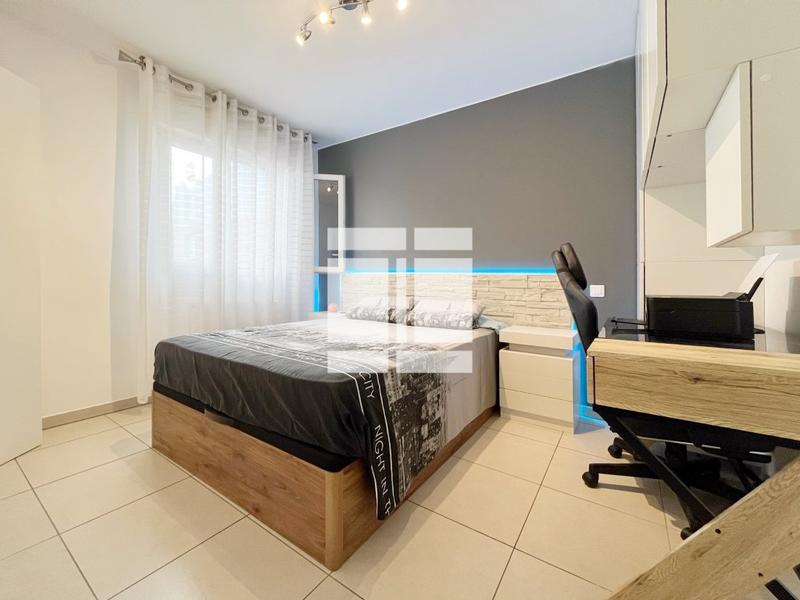 Appartement - 79 m² - 4 pièces