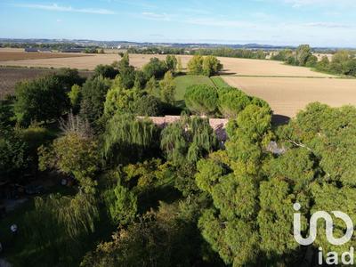 Maison - 210 m² - 5 pièces