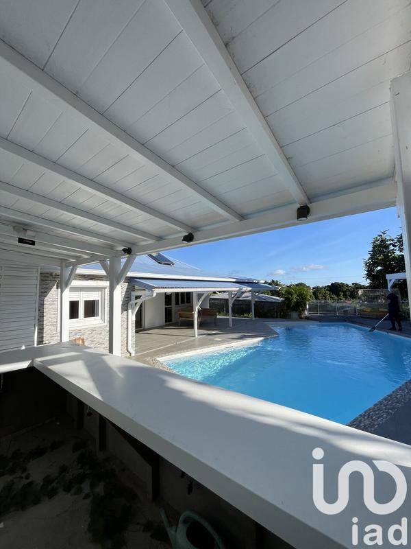 Maison - 180 m² - 6 pièces