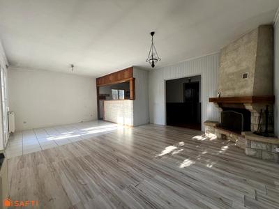 Maison - 95 m² - 4 pièces