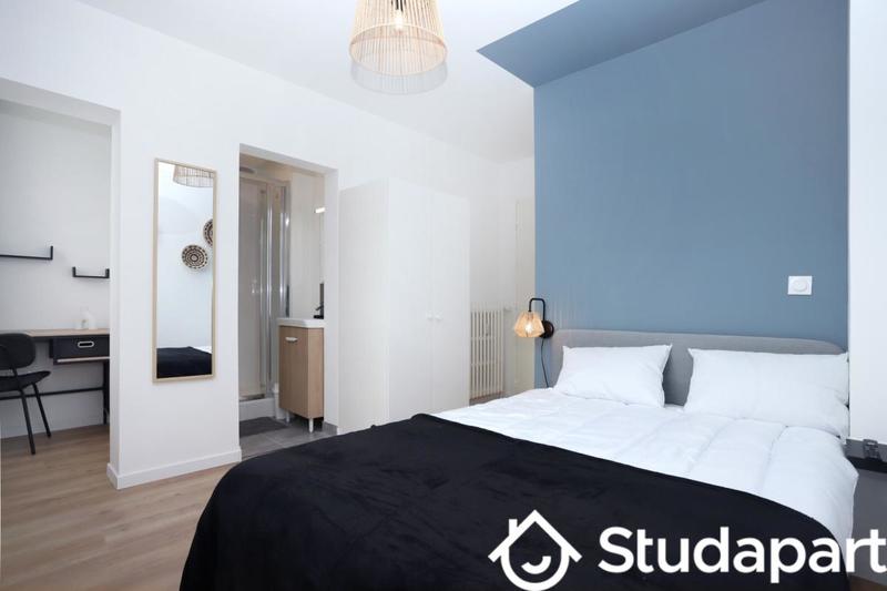 Chambre - 10 m² - 1 pièce