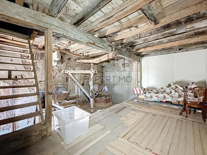 Propriété - 145 m² - 8 pièces