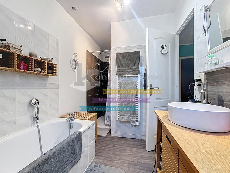 Maison - 88 m² - 5 pièces