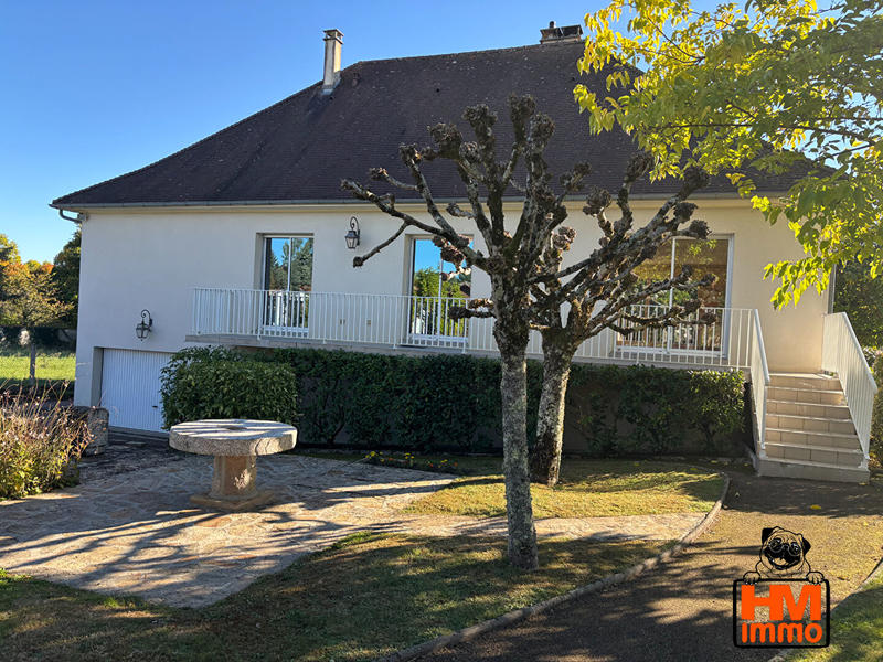 Maison - 167 m² - 8 pièces