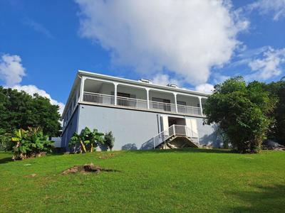 Maison - 225 m² - 7 pièces