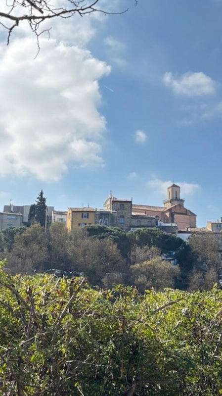 Maison - 80 m² - 5 pièces