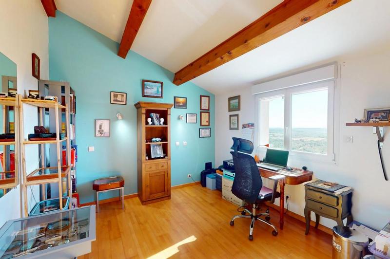 Maison - 130 m² - 4 pièces