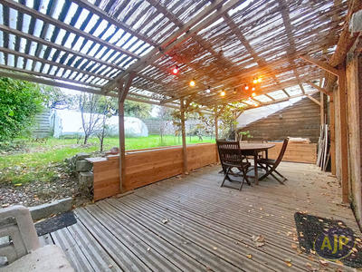 Maison - 137 m² - 6 pièces