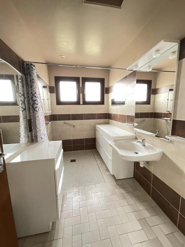 Appartement - 86 m² - 3 pièces