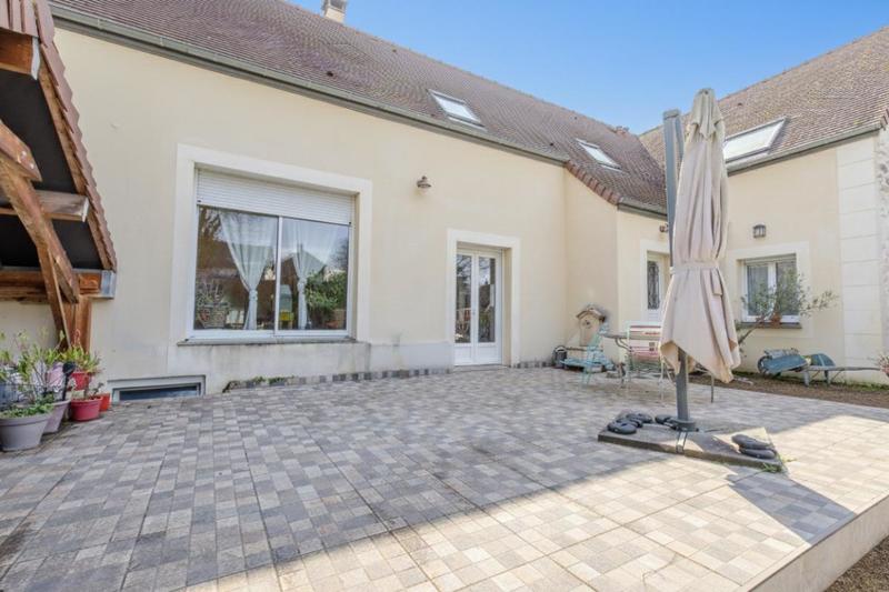 Maison - 157 m² - 6 pièces