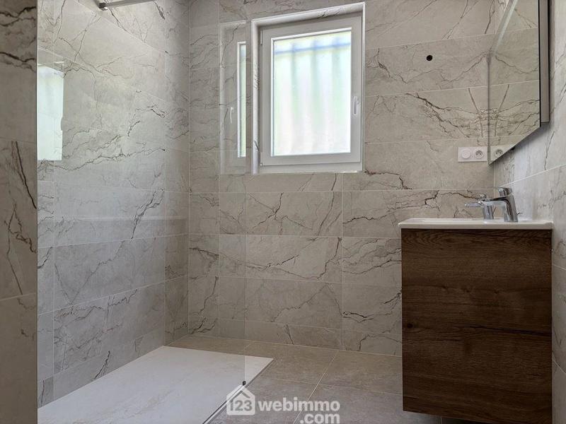 Maison - 184 m² - 6 pièces