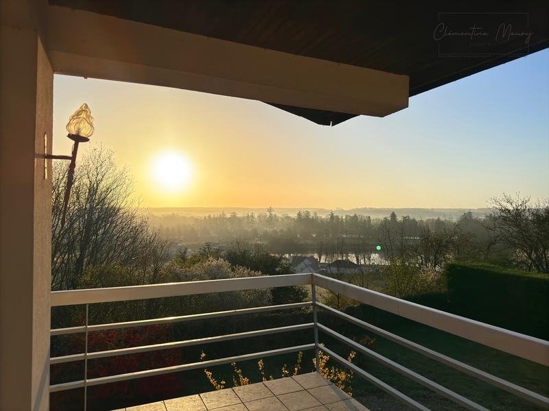 Maison - 200 m² - 7 pièces