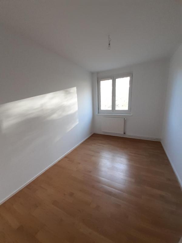 Appartement ancien - 88 m² - 3 pièces