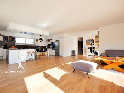 Maison - 142 m² - 4 pièces