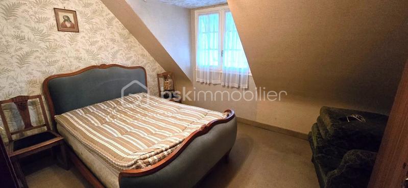 Maison - 102 m² - 5 pièces