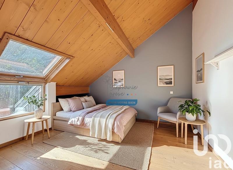 Maison de maîtres - 251 m² - 9 pièces