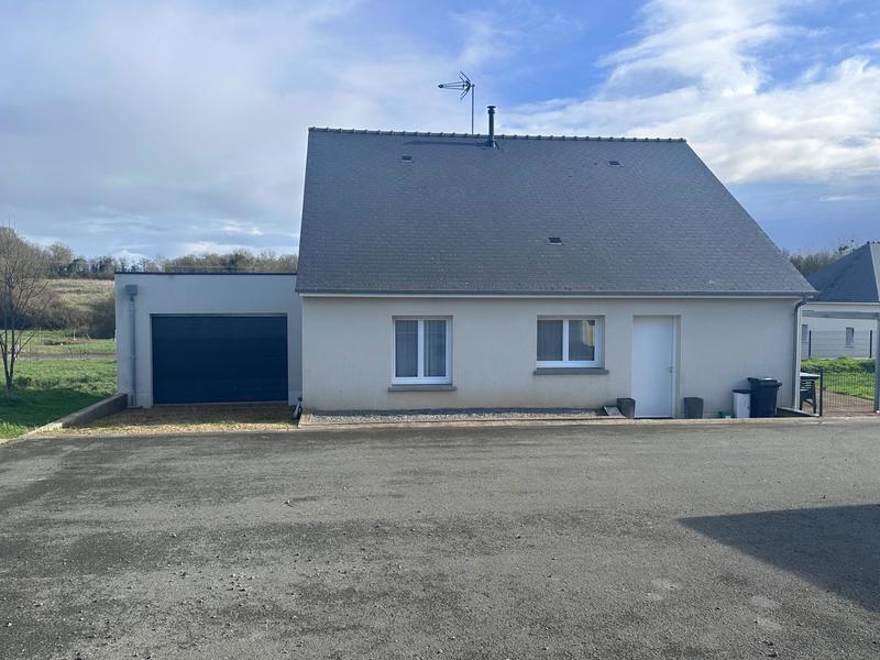 Maison - 95 m² - 5 pièces