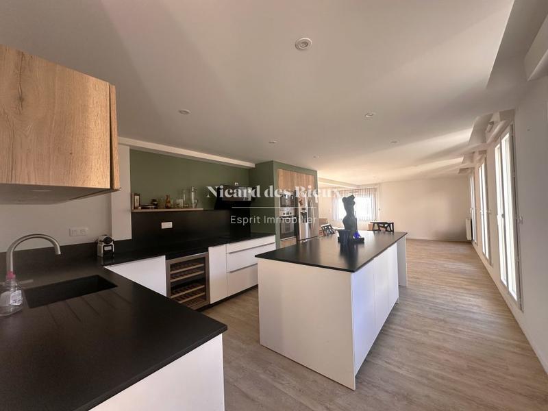 Appartement - 122 m² - 4 pièces