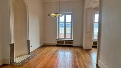 Appartement bourgeois - 141 m² - 5 pièces