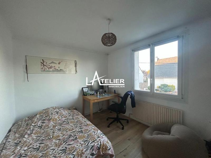 Maison - 181 m² - 7 pièces