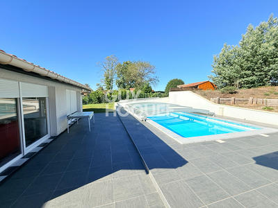 Maison - 169 m² - 5 pièces