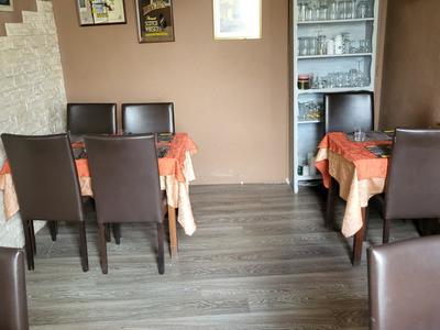 Maison - 200 m² - 10 pièces