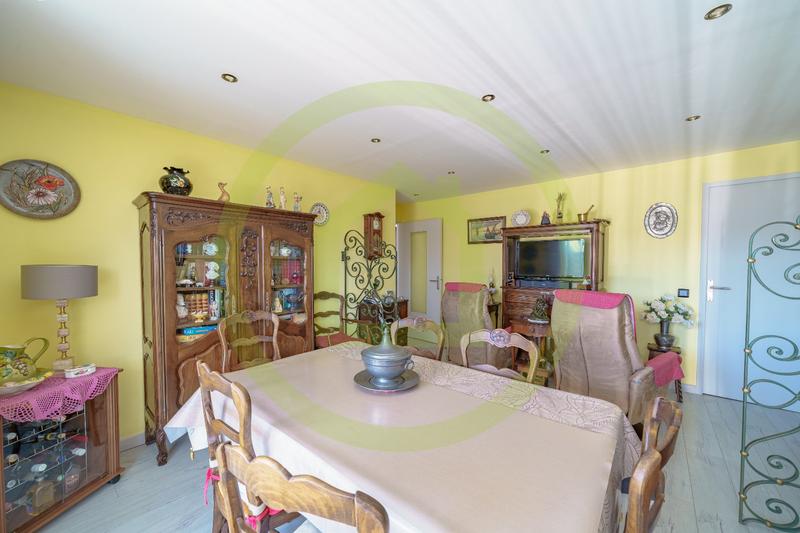 Appartement - 77 m² - 4 pièces