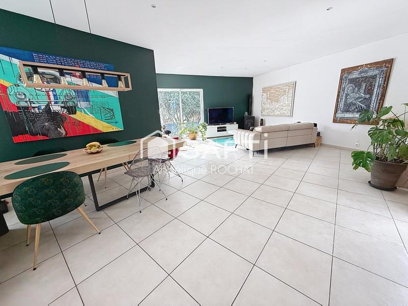 Villa - 180 m² - 6 pièces