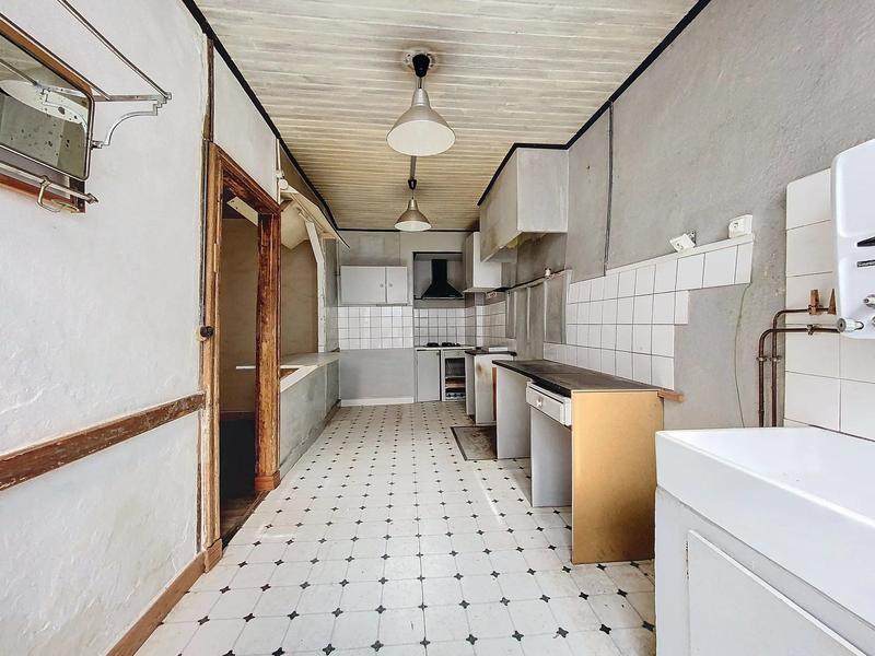 Maison - 95 m² - 5 pièces