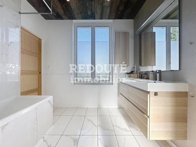 Maison - 148 m² - 6 pièces