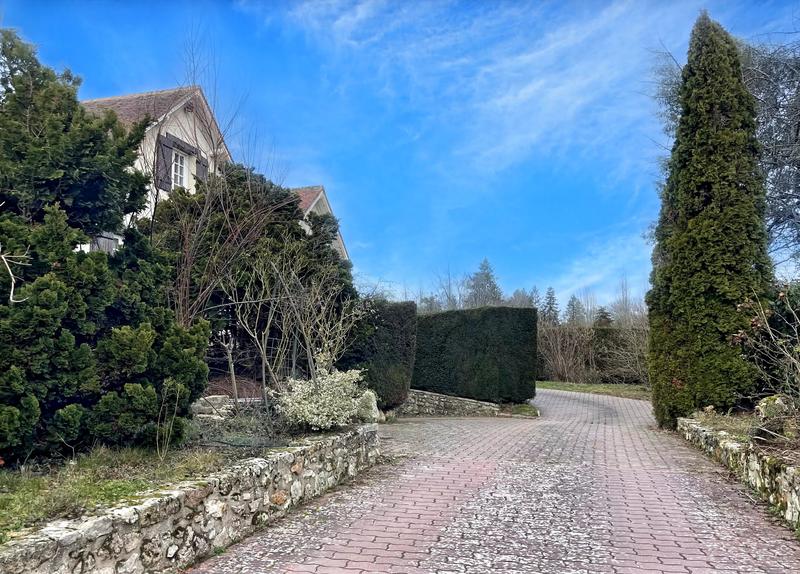 Maison - 193 m² - 8 pièces