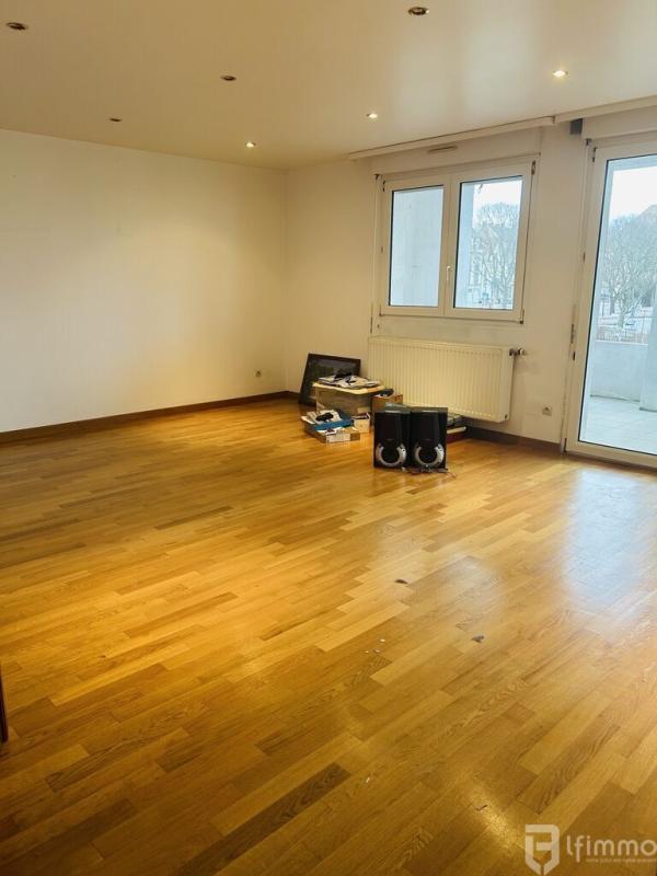 Immeuble - 320 m² - 14 pièces