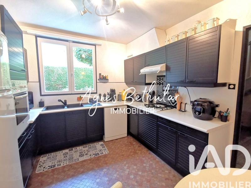 Maison - 192 m² - 8 pièces