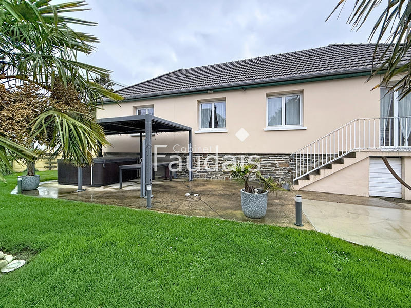 Maison - 141 m² - 5 pièces