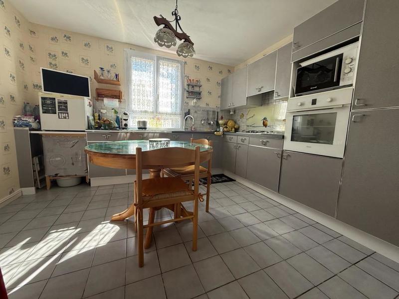 Maison - 110 m² - 5 pièces