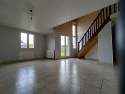 Maison - 99 m² - 5 pièces