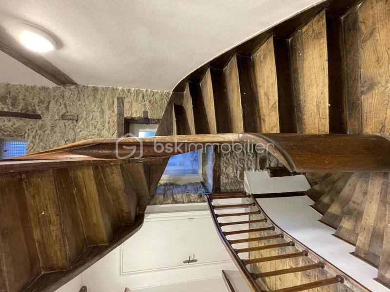 Appartement - 67 m² - 1 pièce