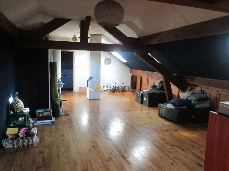 Maison - 140 m² - 6 pièces