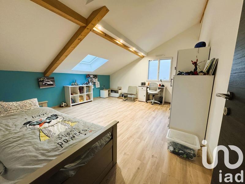 Maison - 180 m² - 7 pièces