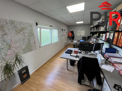 Local d'activités - 432 m²