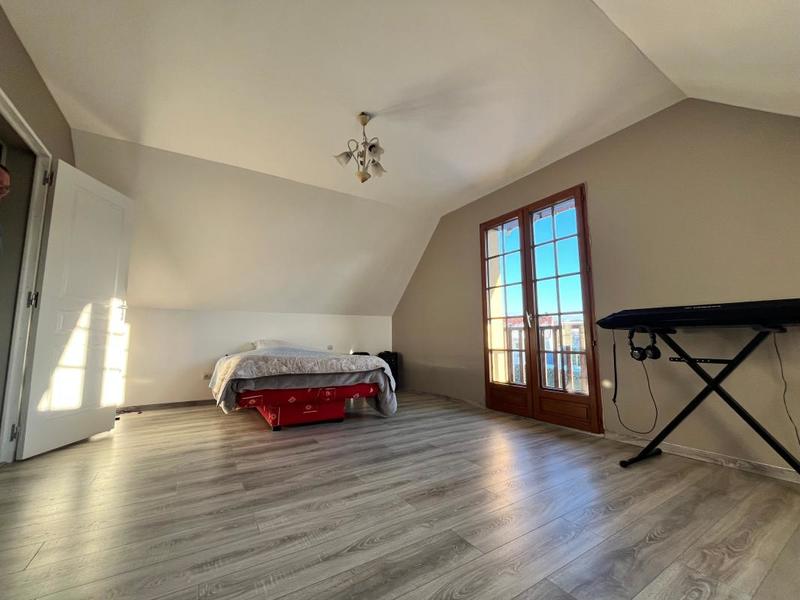 Maison - 125 m² - 5 pièces