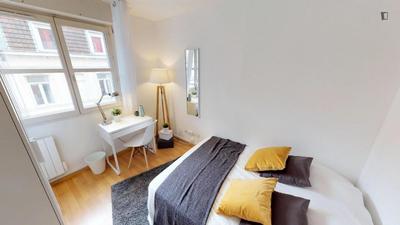 Chambre - 9 m² - 4 pièces