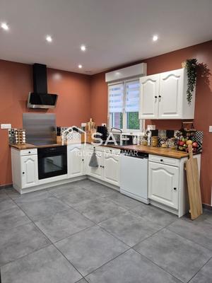 Maison - 101 m² - 5 pièces