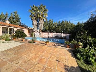 Maison - 161 m² - 7 pièces