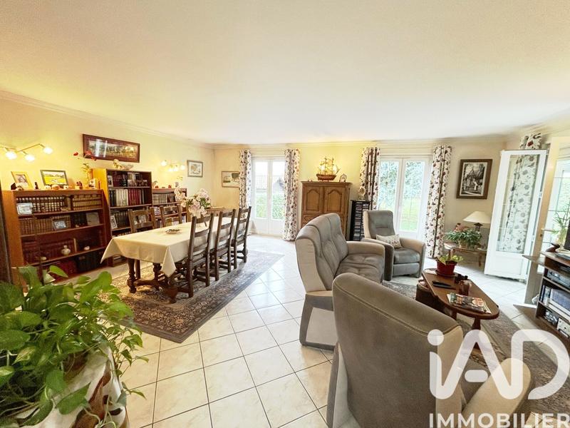 Maison - 180 m² - 5 pièces