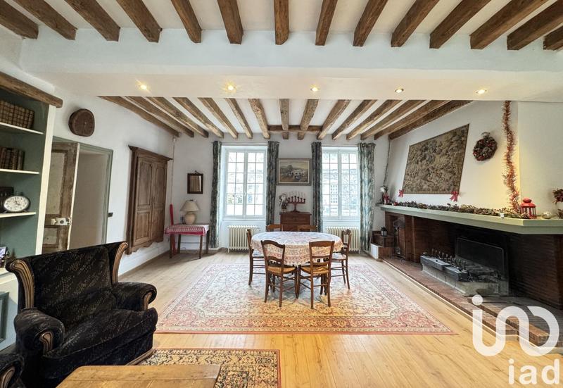 Maison - 600 m² - 15 pièces