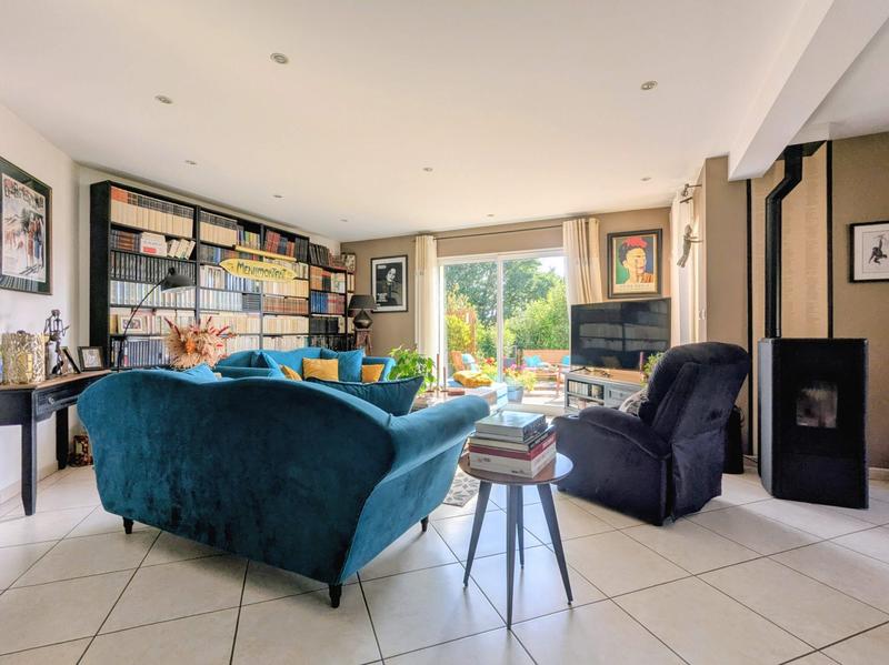 Maison - 194 m² - 7 pièces