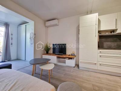 Mazet - 28 m² - 2 pièces