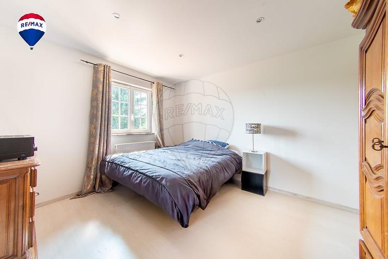 Maison - 306 m² - 6 pièces